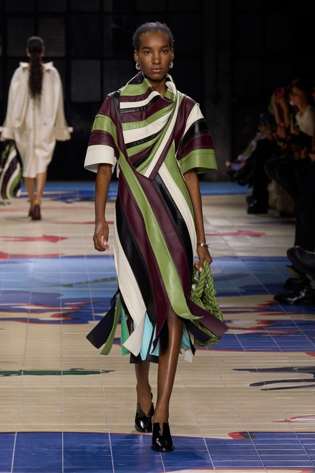 مجموعة Bottega Veneta لربيع وصيف 2024 