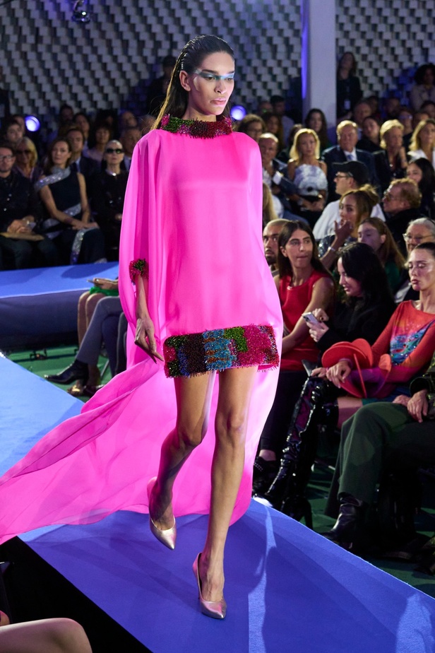 مجموعة Pierre Cardin لربيع وصيف 2024