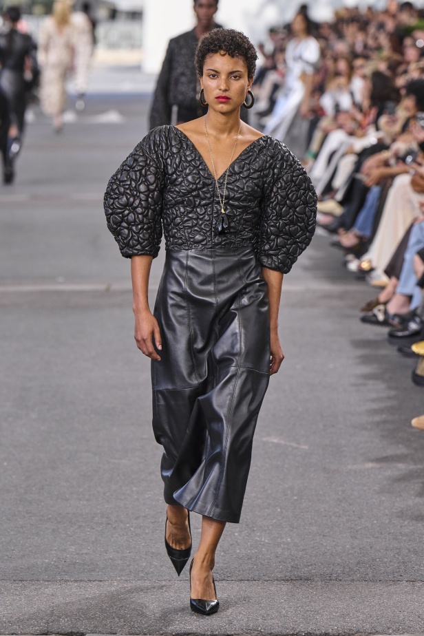 عرض Chloe لصيف 2024