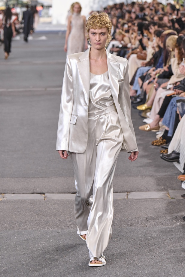 عرض Chloe لصيف 2024