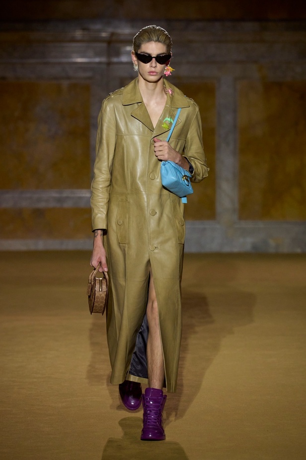 مجموعة Coach لربيع وصيف 2024... احتفال بسنوات المصمم ستيوارت فيفرز العشر وعشقه لنيويورك