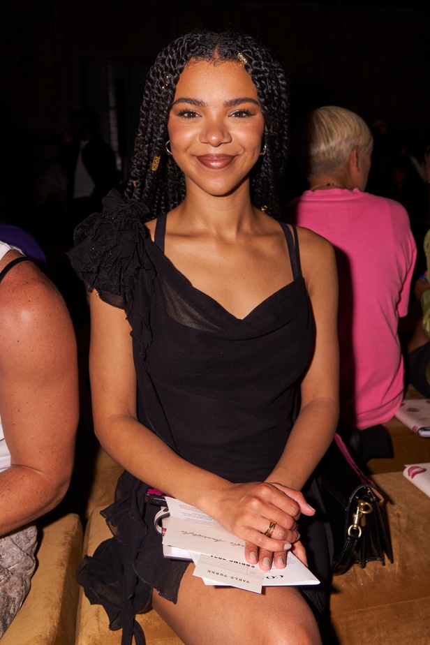 مجموعة Coach لربيع وصيف 2024... احتفال بسنوات المصمم ستيوارت فيفرز العشر وعشقه لنيويورك