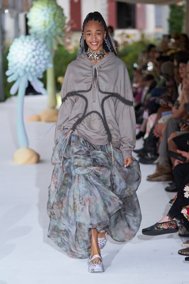 مجموعة Collina Strada لربيع وصيف 2024