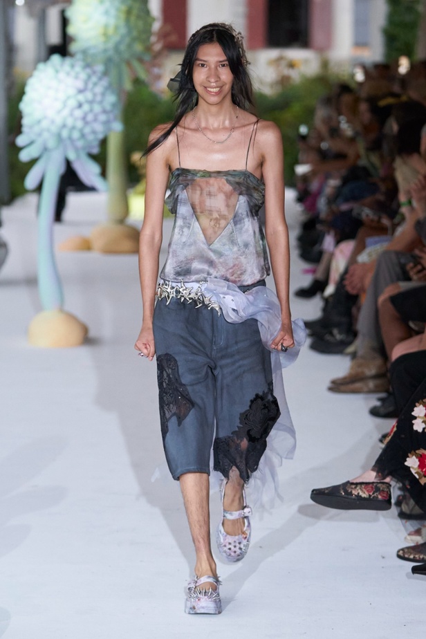 مجموعة Collina Strada لربيع وصيف 2024