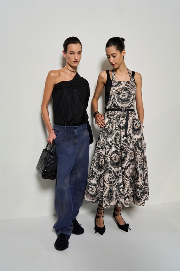 كواليس عرض Dior لربيع وصيف 2024