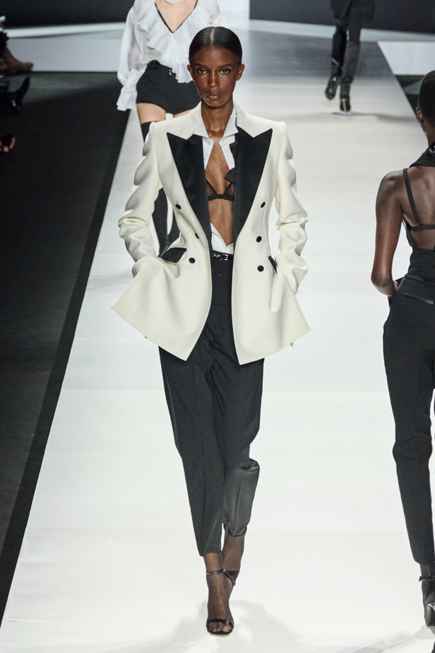 مجموعة DOLCE & GABBANA لربيع وصيف 2024