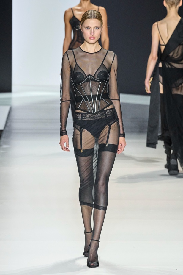 مجموعة DOLCE & GABBANA لربيع وصيف 2024