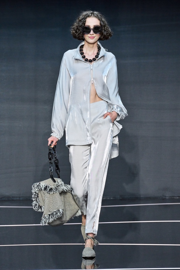 مجموعة Emporio Armani لربيع وصيف 2024 