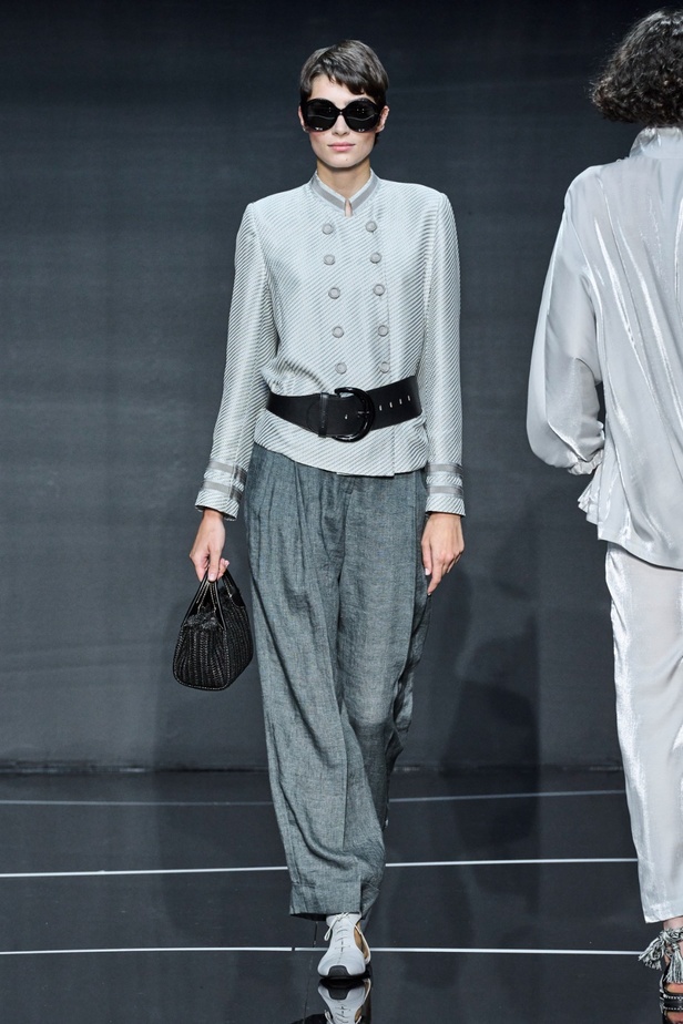 مجموعة Emporio Armani لربيع وصيف 2024 