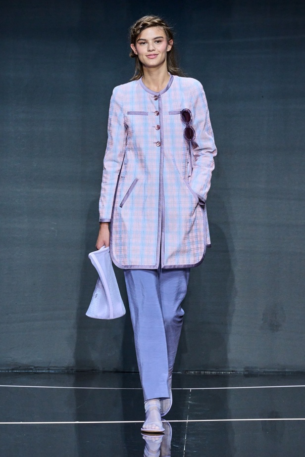 مجموعة Emporio Armani لربيع وصيف 2024 