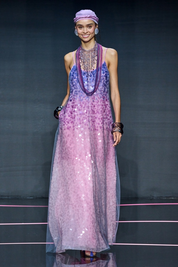 مجموعة Emporio Armani لربيع وصيف 2024 