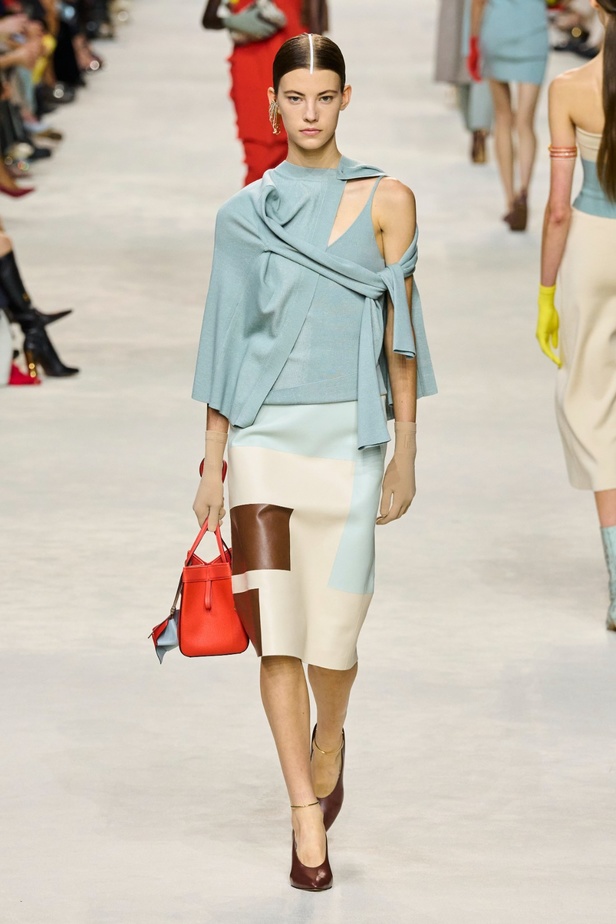 مجموعة Fendi لربيع وصيف 2024