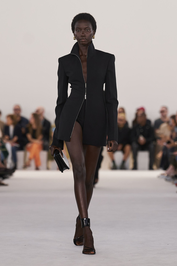 مجموعة Ferragamo لموسم ربيع وصيف 2024 