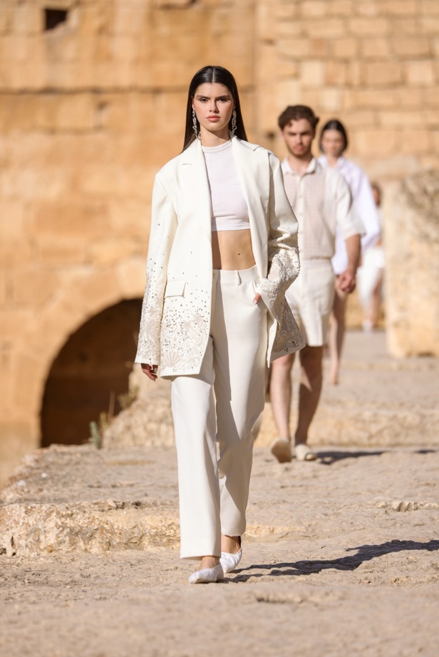 مجموعة أزياء دار جورج حبيقة الجاهزة لربيع وصيف 2024