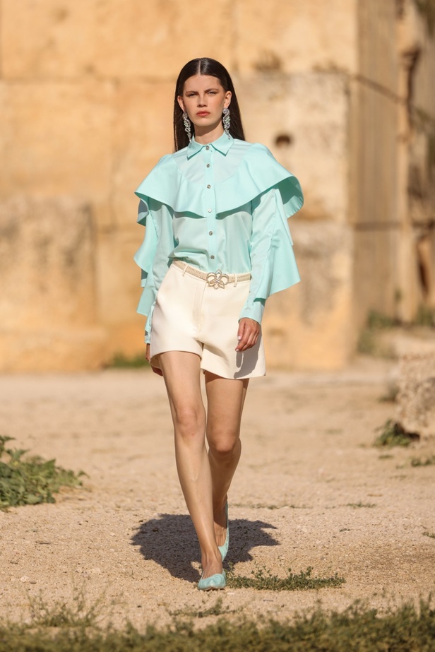 مجموعة أزياء دار جورج حبيقة الجاهزة لربيع وصيف 2024