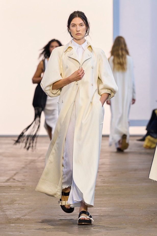 مجموعة Gabriela Hearst لربيع وصيف 2024