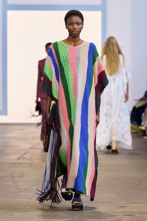 مجموعة Gabriela Hearst لربيع وصيف 2024