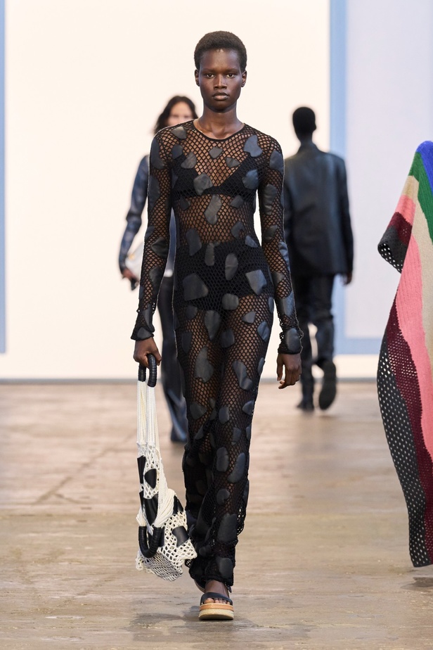 مجموعة Gabriela Hearst لربيع وصيف 2024