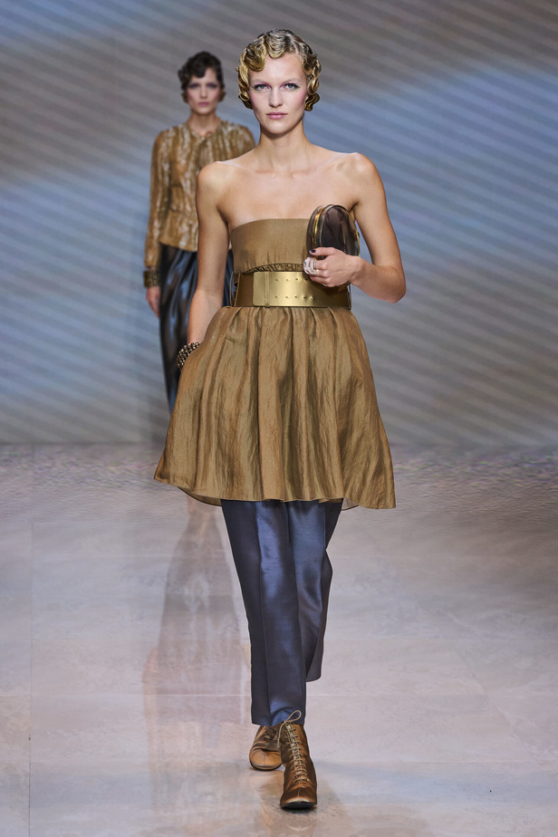 مجموعة Giorgio Armani لربيع وصيف 2024