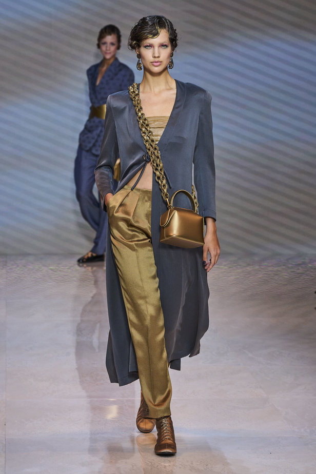 مجموعة Giorgio Armani لربيع وصيف 2024