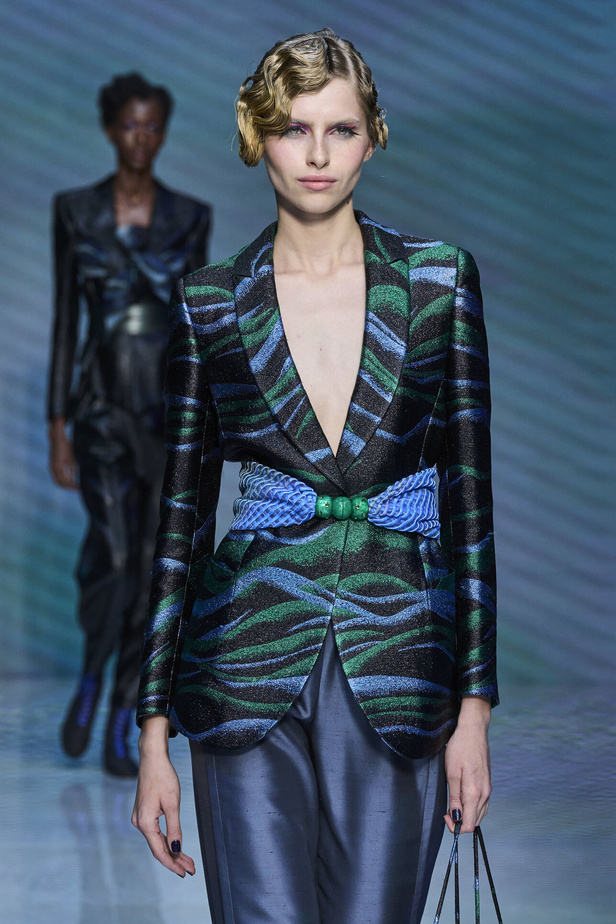 مجموعة Giorgio Armani لربيع وصيف 2024