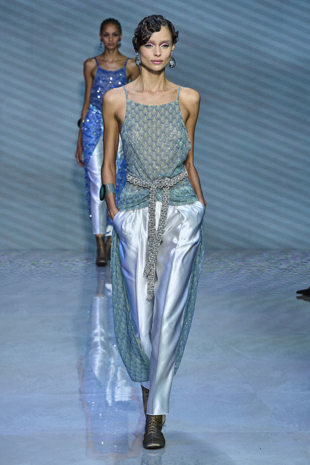 مجموعة Giorgio Armani لربيع وصيف 2024