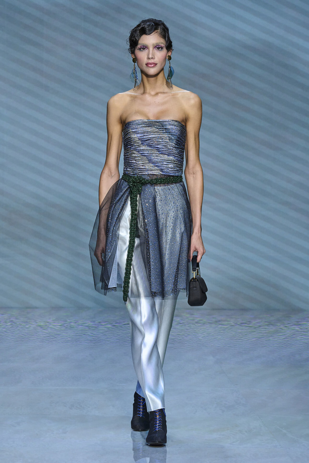 مجموعة Giorgio Armani لربيع وصيف 2024