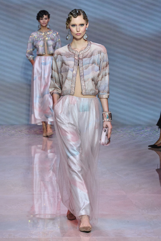 مجموعة Giorgio Armani لربيع وصيف 2024