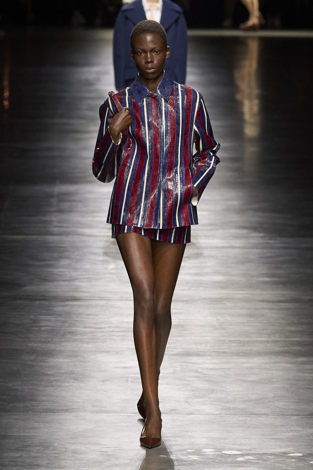 "غوتشي" تحيي لوناً جديداً وإنطلاقة جديدة في ميلان تسحر الألباب