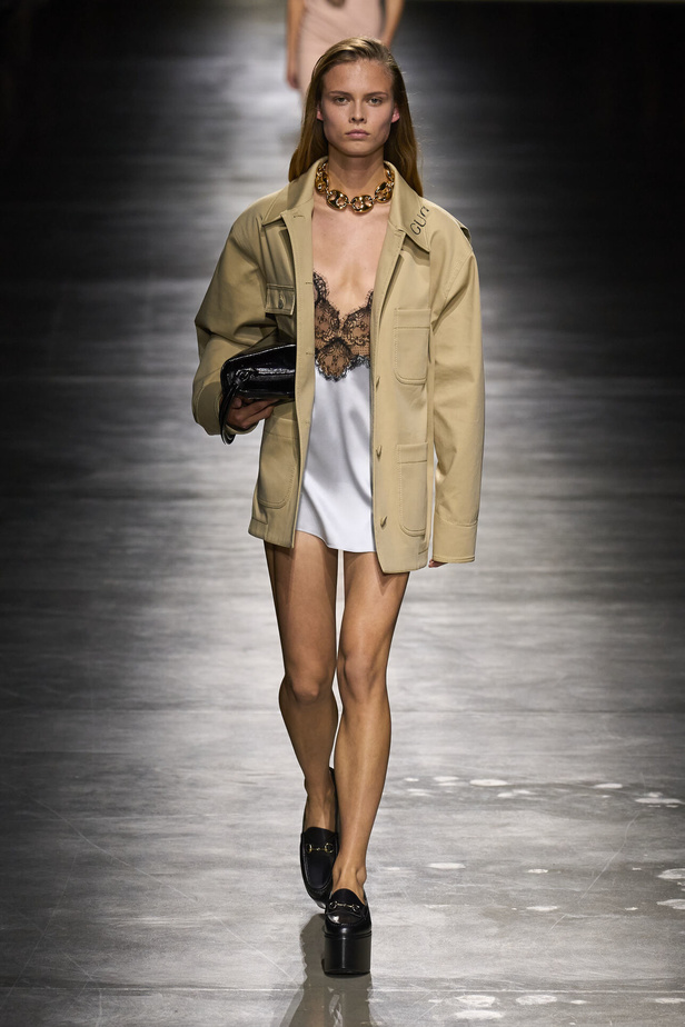 "غوتشي" تحيي لوناً جديداً وإنطلاقة جديدة في ميلان تسحر الألباب