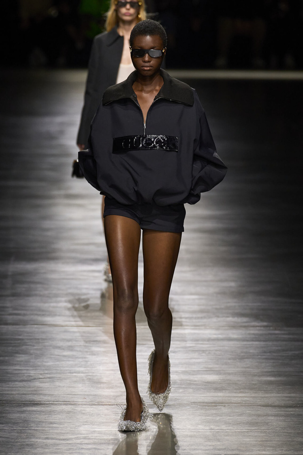 "غوتشي" تحيي لوناً جديداً وإنطلاقة جديدة في ميلان تسحر الألباب