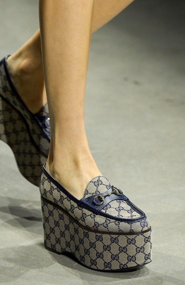 "غوتشي" تحيي لوناً جديداً وإنطلاقة جديدة في ميلان تسحر الألباب