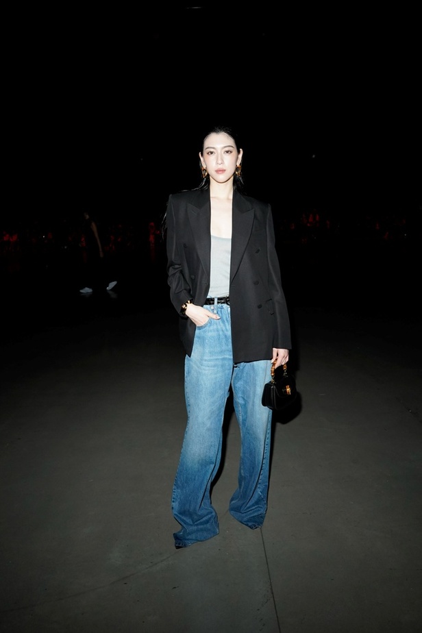 نجوم الصف الأول في عرض دار GUCCI