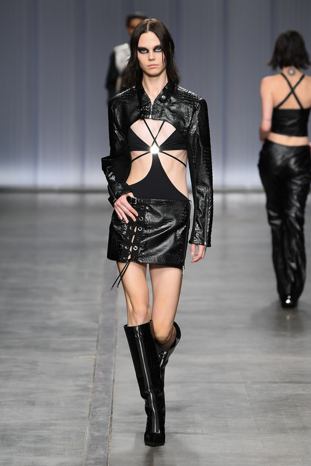 ICEBERG تفتتح أسبوع الموضة في ميلان بتصاميم متمردة 