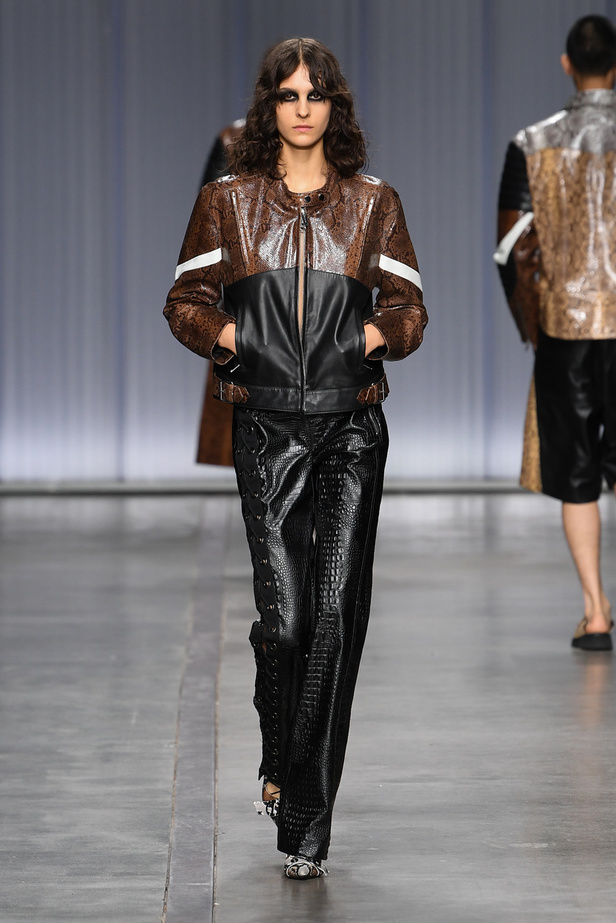 ICEBERG تفتتح أسبوع الموضة في ميلان بتصاميم متمردة 