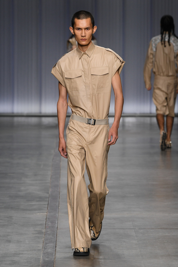 ICEBERG تفتتح أسبوع الموضة في ميلان بتصاميم متمردة 