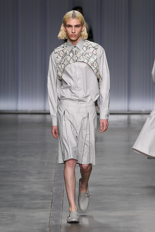 ICEBERG تفتتح أسبوع الموضة في ميلان بتصاميم متمردة 