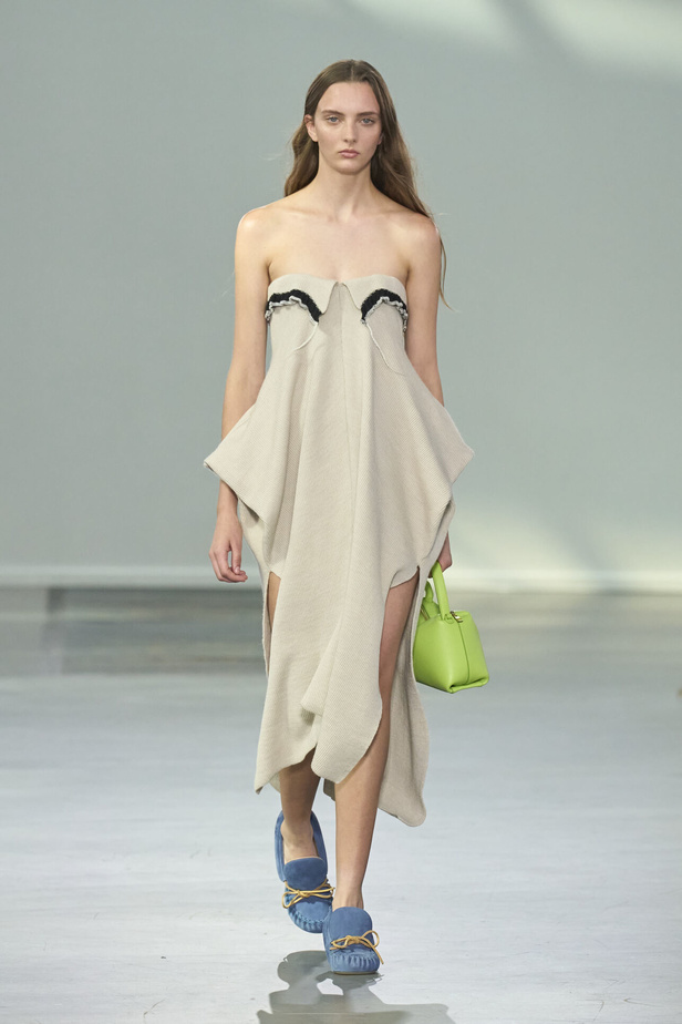 البساطة والراحة عنوان مجموعة JW ADERSON لربيع وصيف 2024