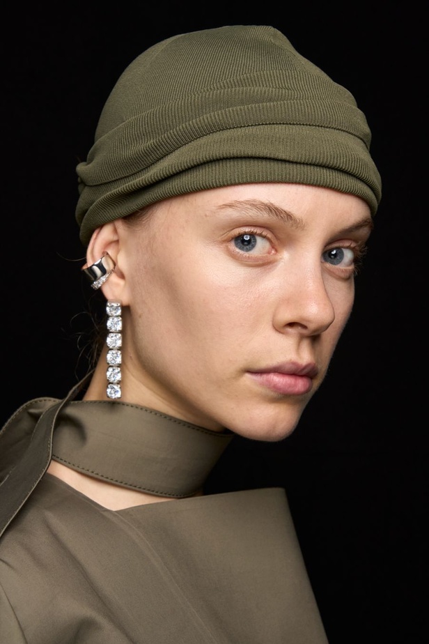 بساطة ودقة عالية في مجموعة Jil Sander لربيع وصيف 2024