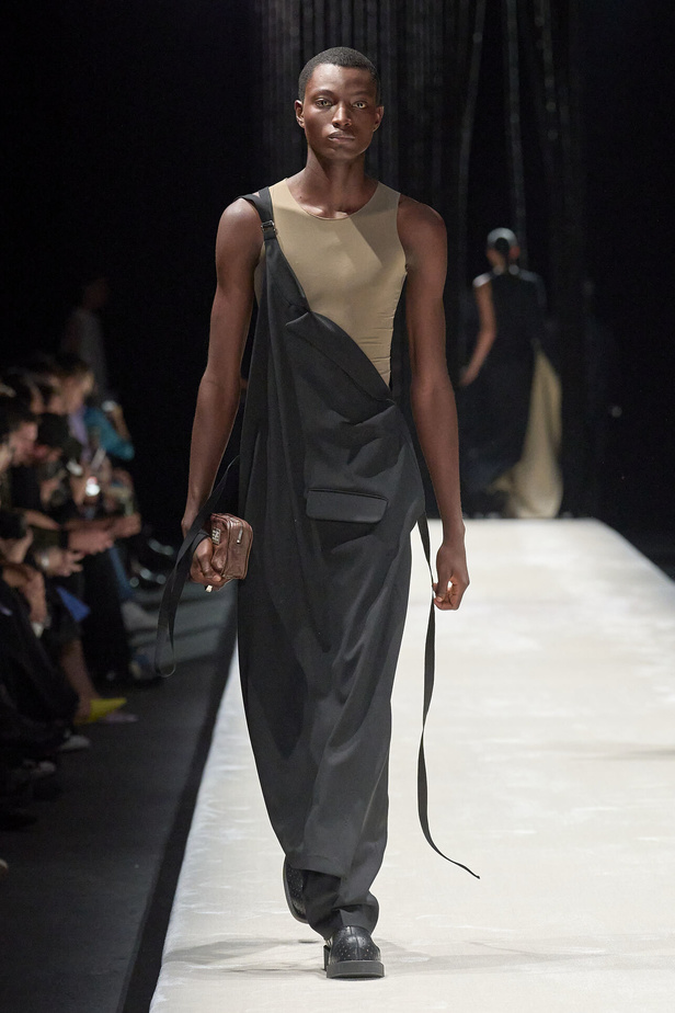 مجموعة MM6 Maison Margiela لربيع وصيف 2024