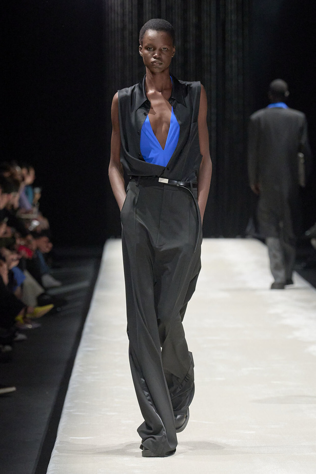 مجموعة MM6 Maison Margiela لربيع وصيف 2024