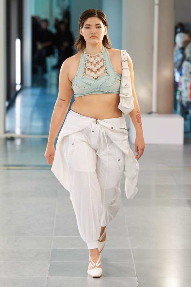 مجموعة Mark Fast لربيع وصيف 2024