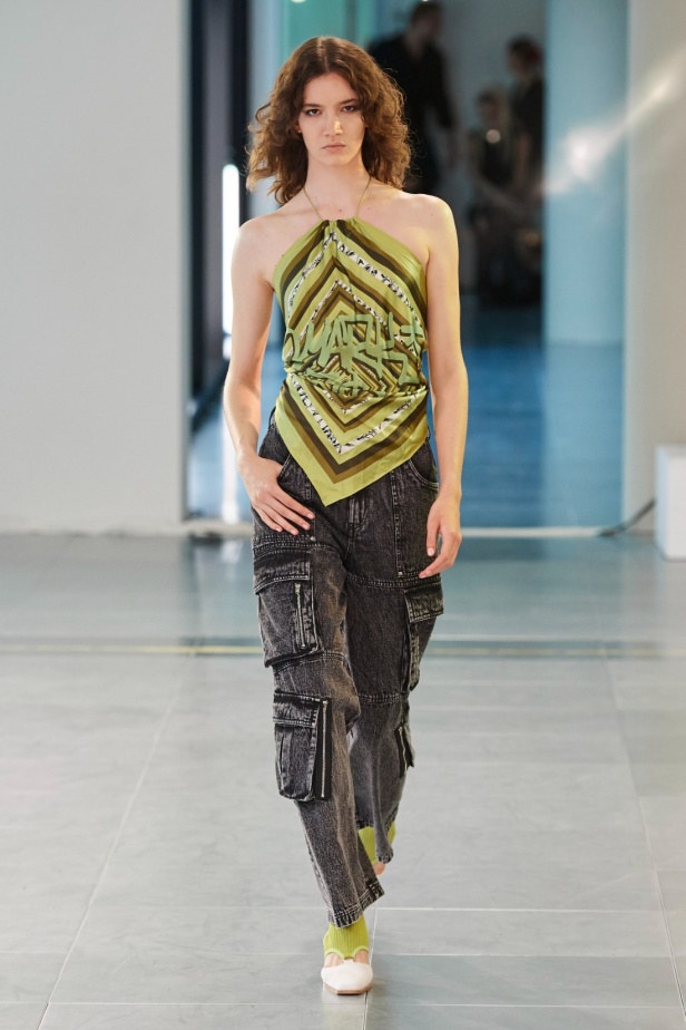 مجموعة Mark Fast لربيع وصيف 2024