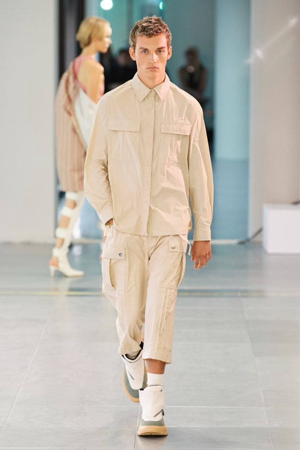 مجموعة Mark Fast لربيع وصيف 2024