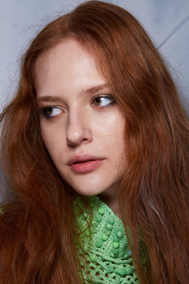 Mark Fast يدخل لمسة جديدة وحديثة إلى مجموعة ربيع وصيف 2024