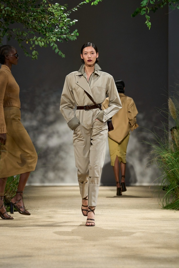مجموعة Max Mara لربيع وصيف 2024