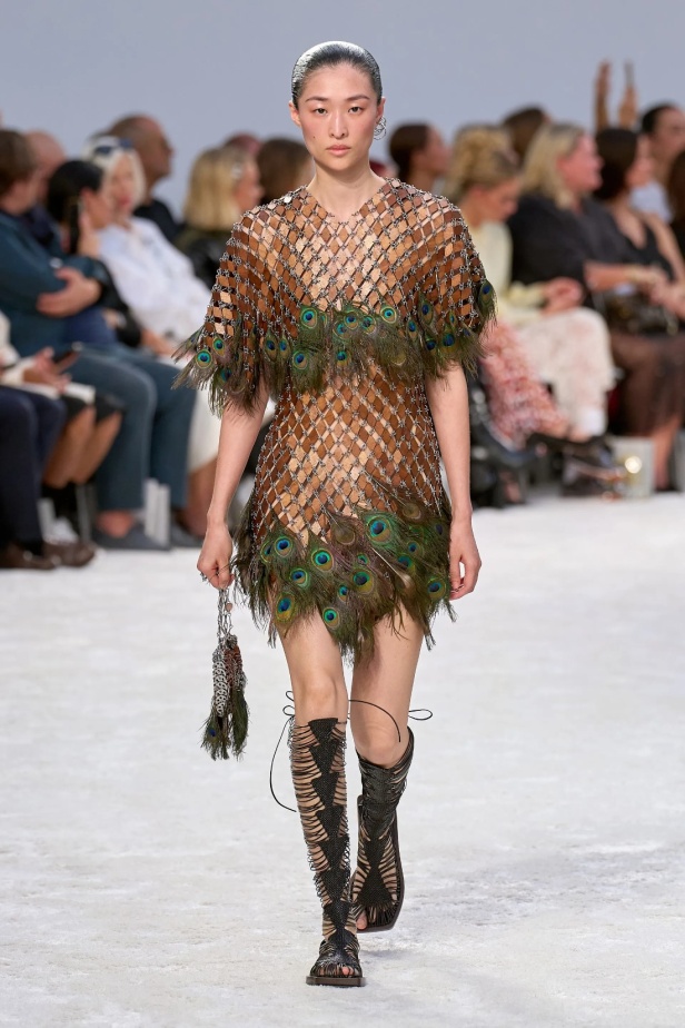 مجموعة Rabanne لربيع وصيف 2024