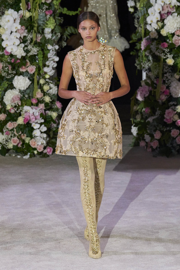 عرض Richard Quinn لربيع وصيف 2024