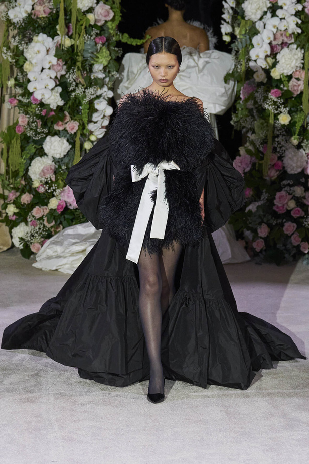 عرض Richard Quinn لربيع وصيف 2024