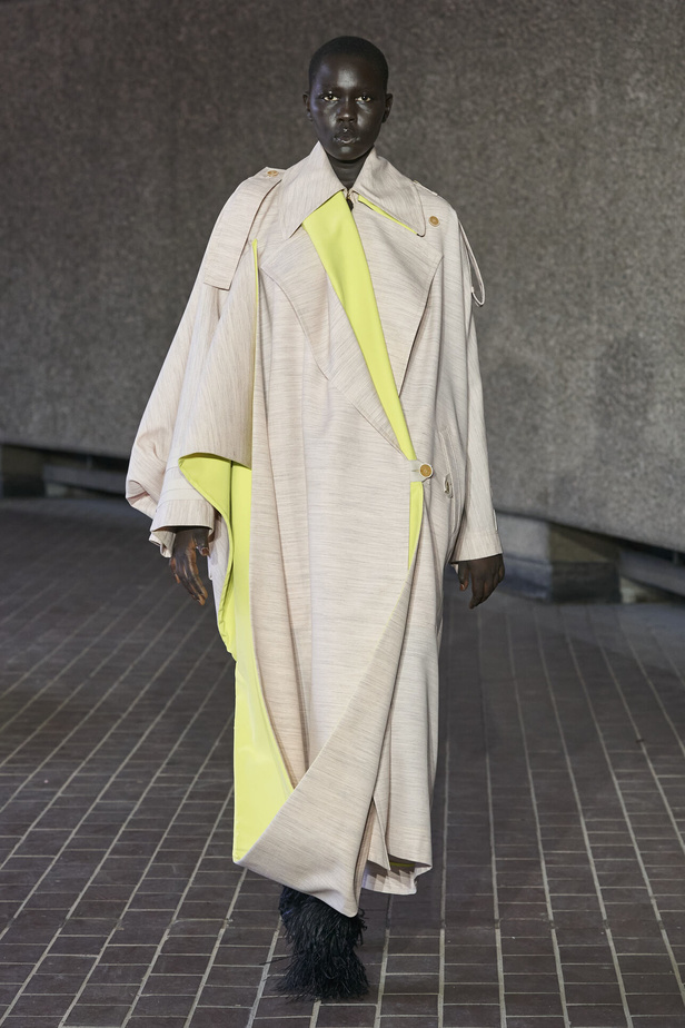 مجموعة Roksanda لربيع وصيف 2024 في لندن